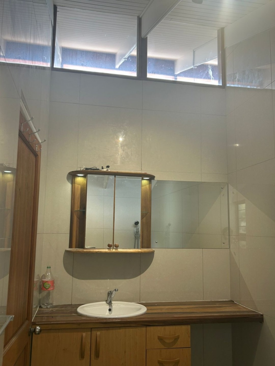 To Let 2 Bedroom Property for Rent in Constantia Western Cape